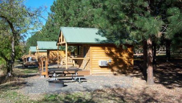 Cabin campers at Hells Gate State Park