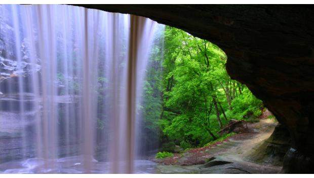 Starved Rock State Park Chicago Road Trip