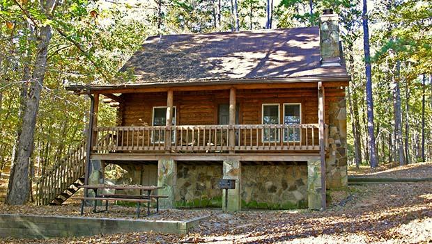 Mistletoe State Park